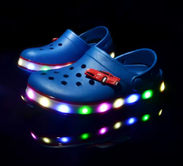Summer Children Hole Sandals LED Lighted Flashing Light Shoes Boys Girls Beach Sandals Kids Breathable Fashion Sneakers